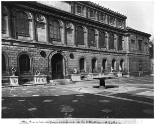 Fassade der Bibliothek der Ecole Nationale Superieure des Beaux-Arts, Palais des Etudes, ca. 1890-99